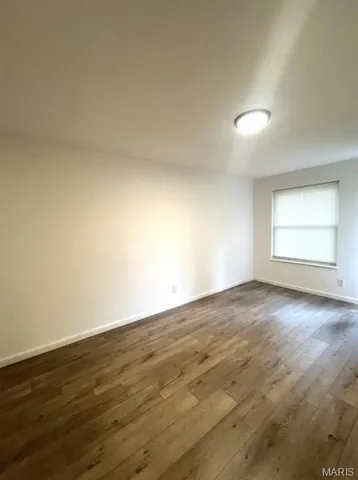 $875 | 4774 Kings Drive, Unit D, St. Louis, MO 63116