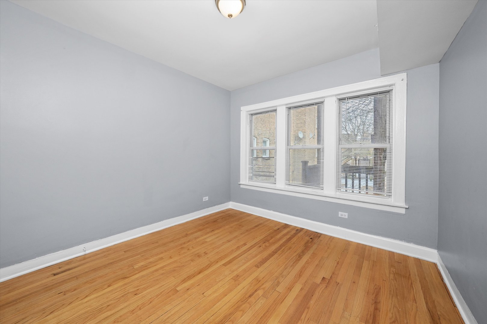 7701 South Rhodes Avenue, Unit 2E Chicago, IL 60619 - Photo 6 of 10