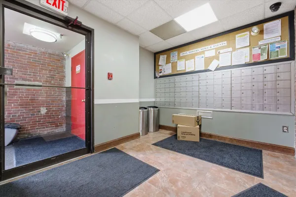 $250,000 | 470 Silver Street, Unit 222, Manchester, NH 03103