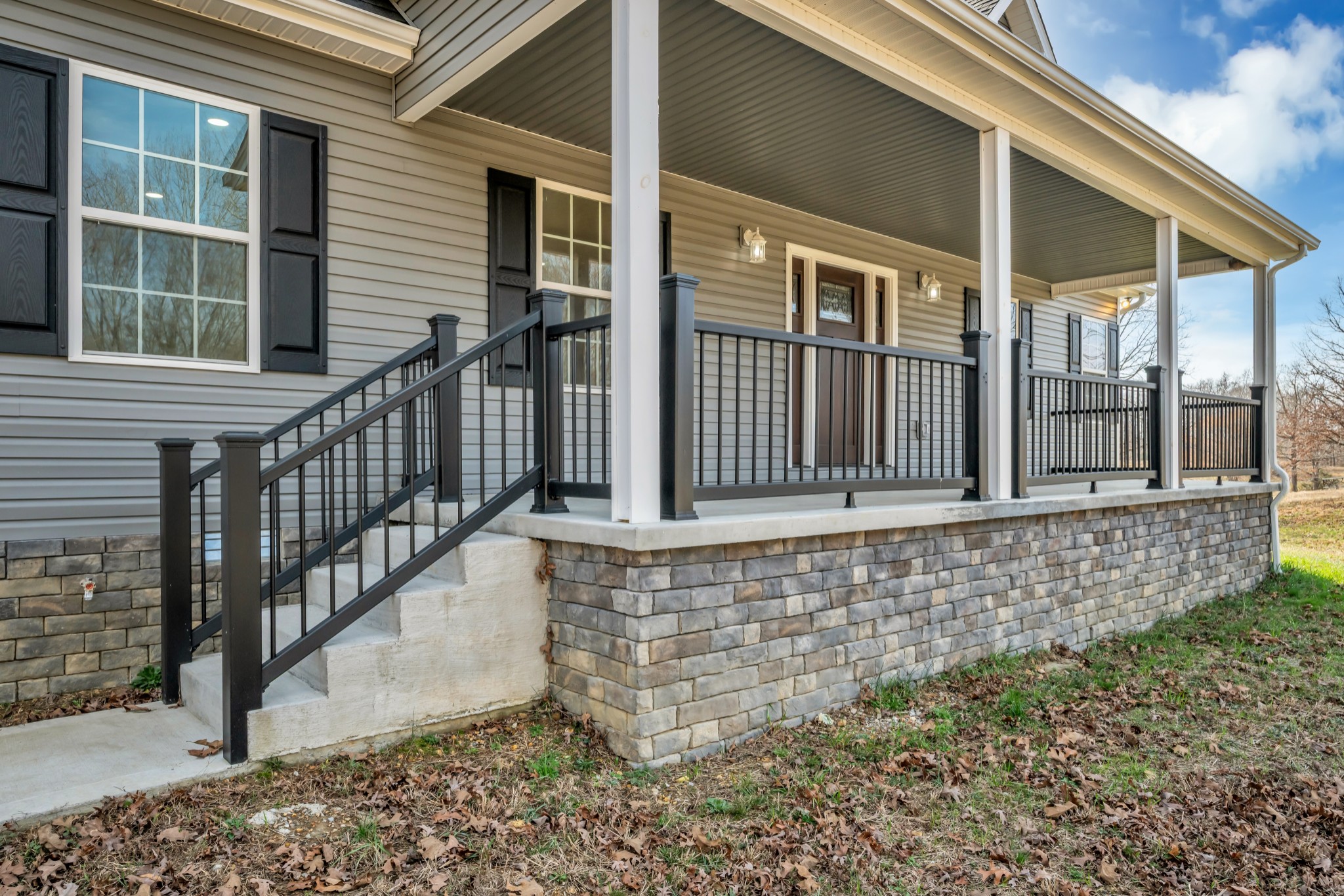 718 Darrell Rye Road Erin, TN 37061 - Photo 6 of 38 a view of a house with a window