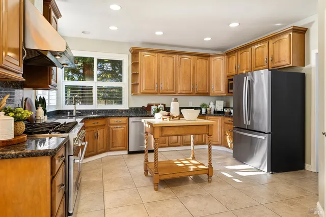 $1,395,000 | 240 Hidden Valley Lane, Vacaville, CA 95688