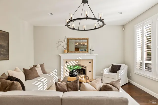 $1,395,000 | 240 Hidden Valley Lane, Vacaville, CA 95688