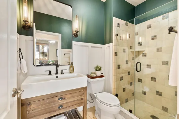 $1,350,000 | 240 Hidden Valley Lane, Vacaville, CA 95688