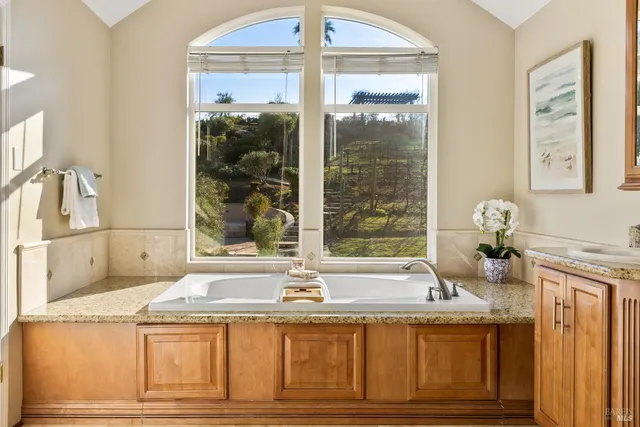 $1,395,000 | 240 Hidden Valley Lane, Vacaville, CA 95688