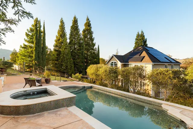 $1,395,000 | 240 Hidden Valley Lane, Vacaville, CA 95688
