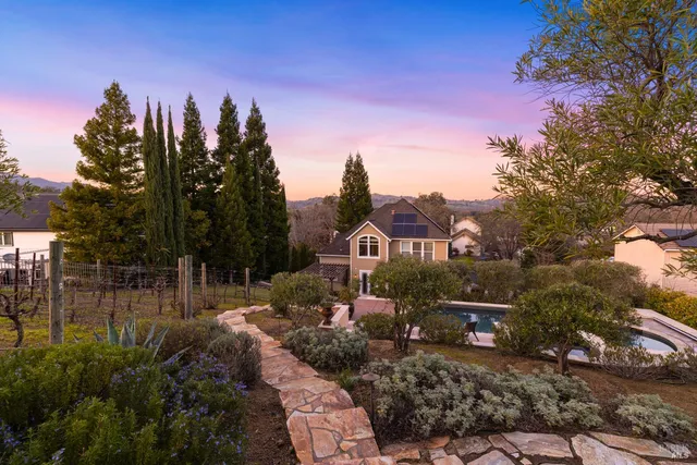 $1,395,000 | 240 Hidden Valley Lane, Vacaville, CA 95688