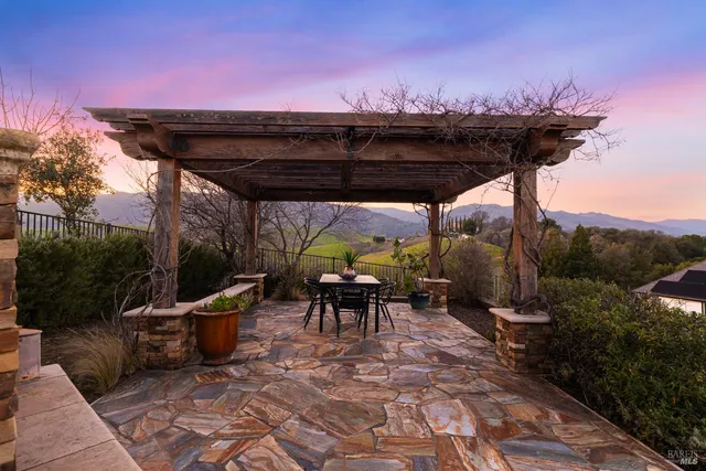 $1,395,000 | 240 Hidden Valley Lane, Vacaville, CA 95688