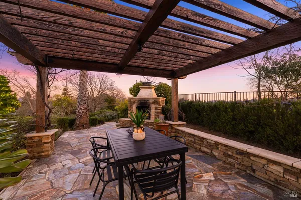 $1,350,000 | 240 Hidden Valley Lane, Vacaville, CA 95688