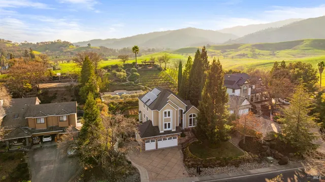 $1,395,000 | 240 Hidden Valley Lane, Vacaville, CA 95688