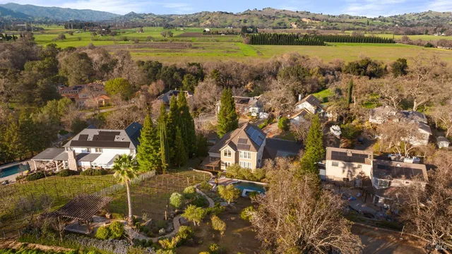 $1,395,000 | 240 Hidden Valley Lane, Vacaville, CA 95688