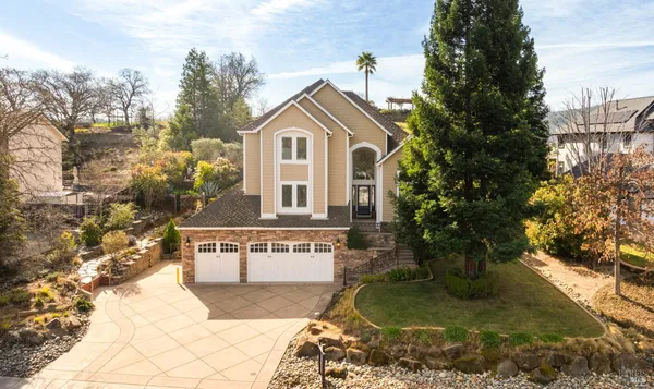 $1,350,000 | 240 Hidden Valley Lane, Vacaville, CA 95688
