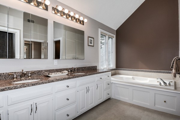 157 Mossman Road Sudbury, MA 01776 - Photo 18 of 30 Gallery Image 18