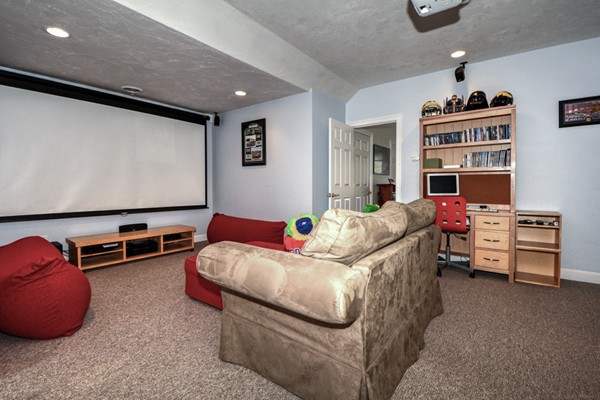 157 Mossman Road Sudbury, MA 01776 - Photo 23 of 30 Gallery Image 23