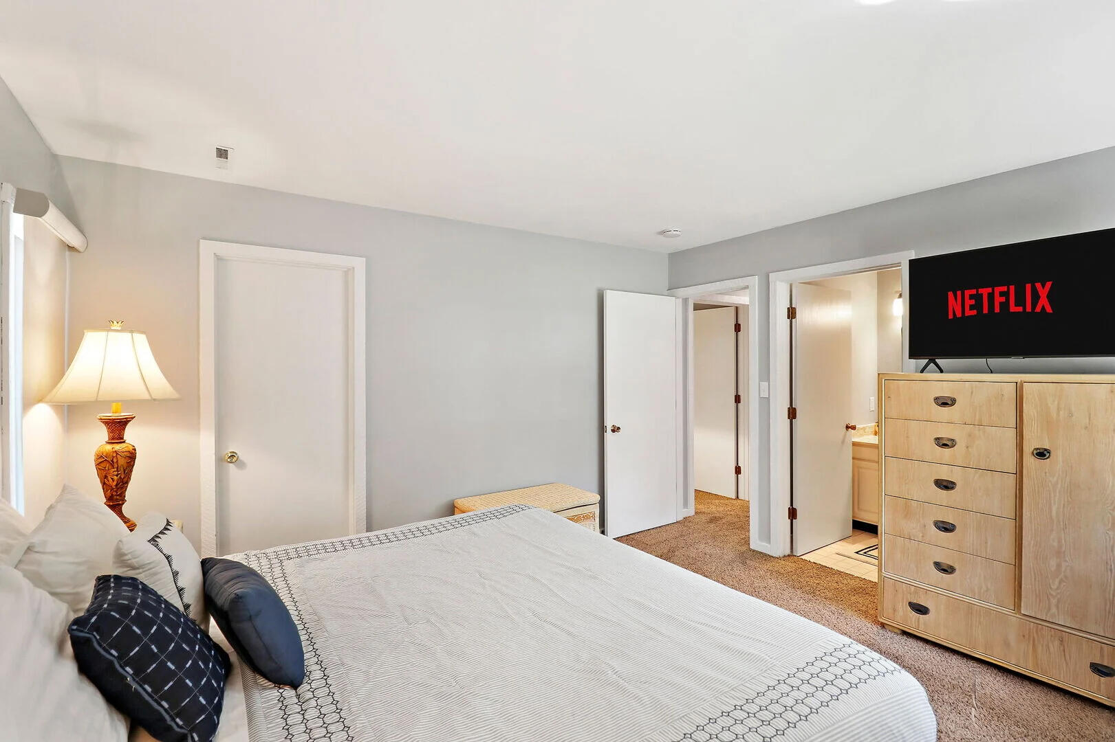 31 Abbey Villa Circle, Unit A Fontana, WI 53125 - Photo 2 of 12 6