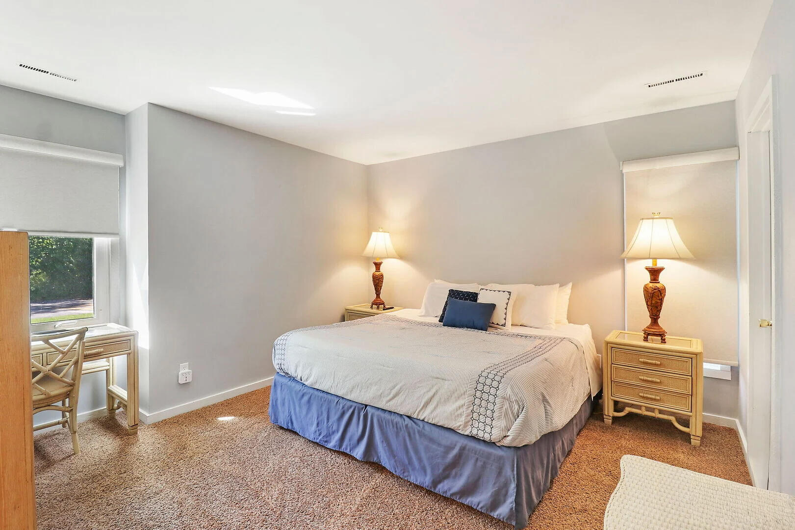 31 Abbey Villa Circle, Unit A Fontana, WI 53125 - Photo 5 of 12 5