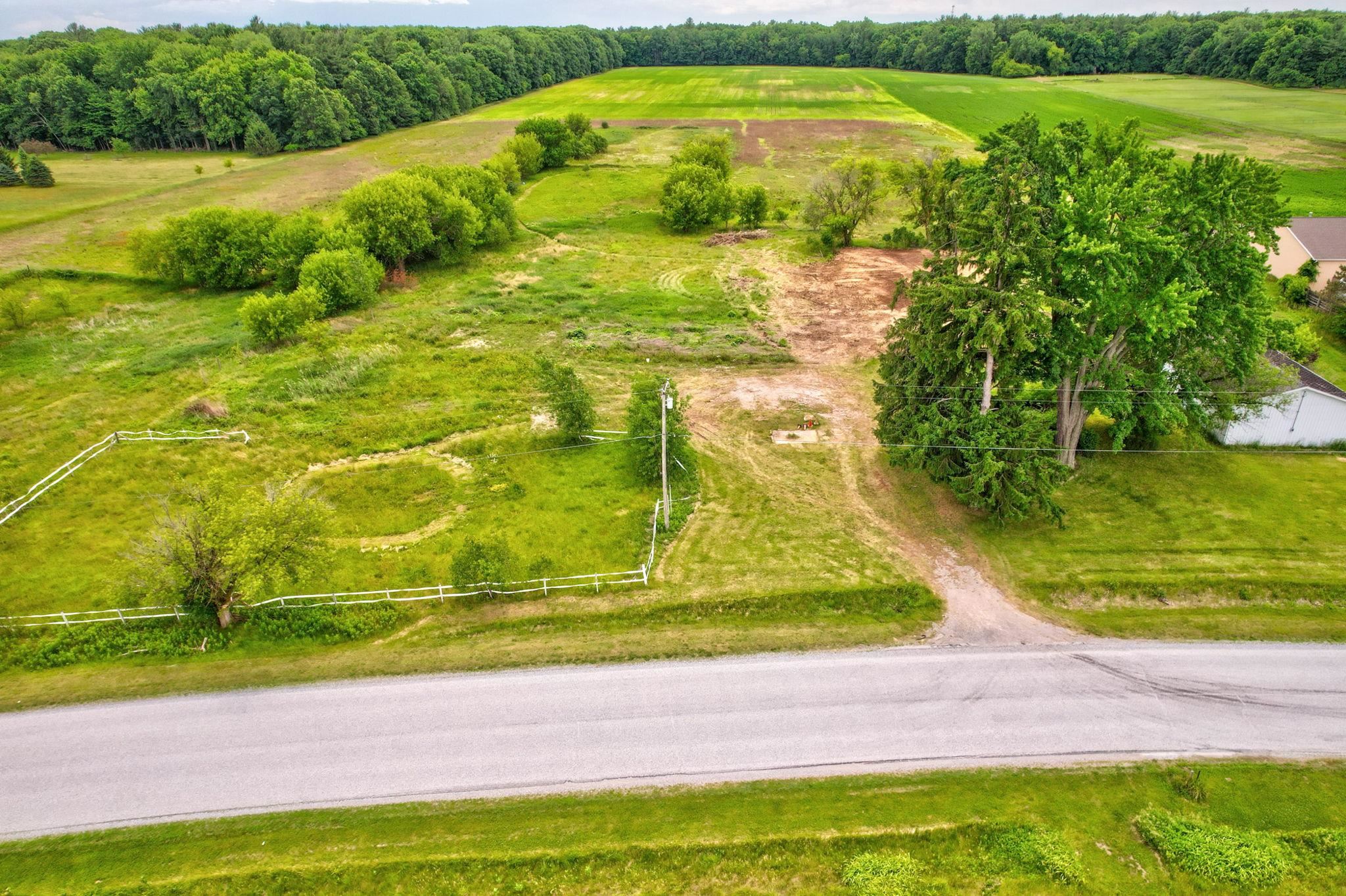 7670 East Curtis Road Frankenmuth, MI 48734 - Photo 11 of 30