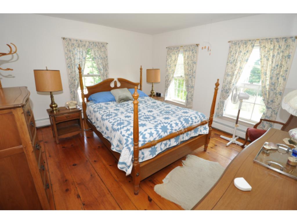 157 New Boston Road Bedford, NH 03110 - Photo 15 of 25 Gallery Image 15