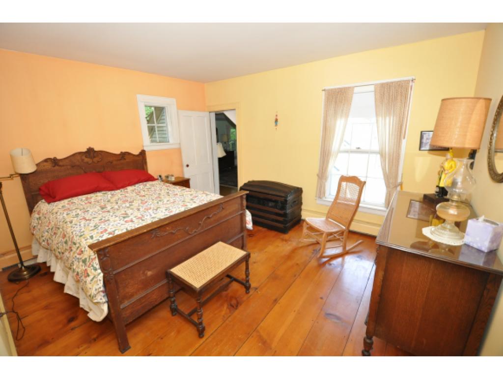 157 New Boston Road Bedford, NH 03110 - Photo 16 of 25 Gallery Image 16