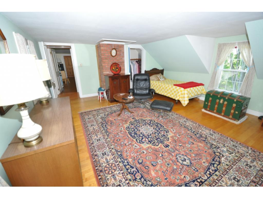 157 New Boston Road Bedford, NH 03110 - Photo 17 of 25 Gallery Image 17
