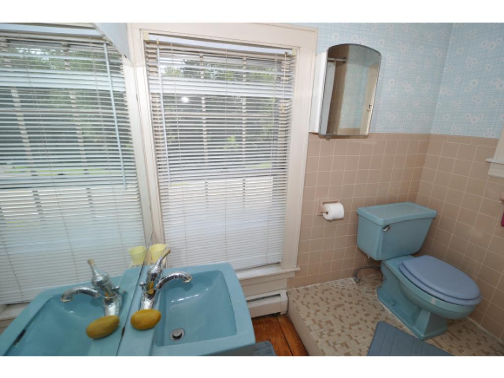 157 New Boston Road Bedford, NH 03110 - Photo 20 of 25 Gallery Image 20
