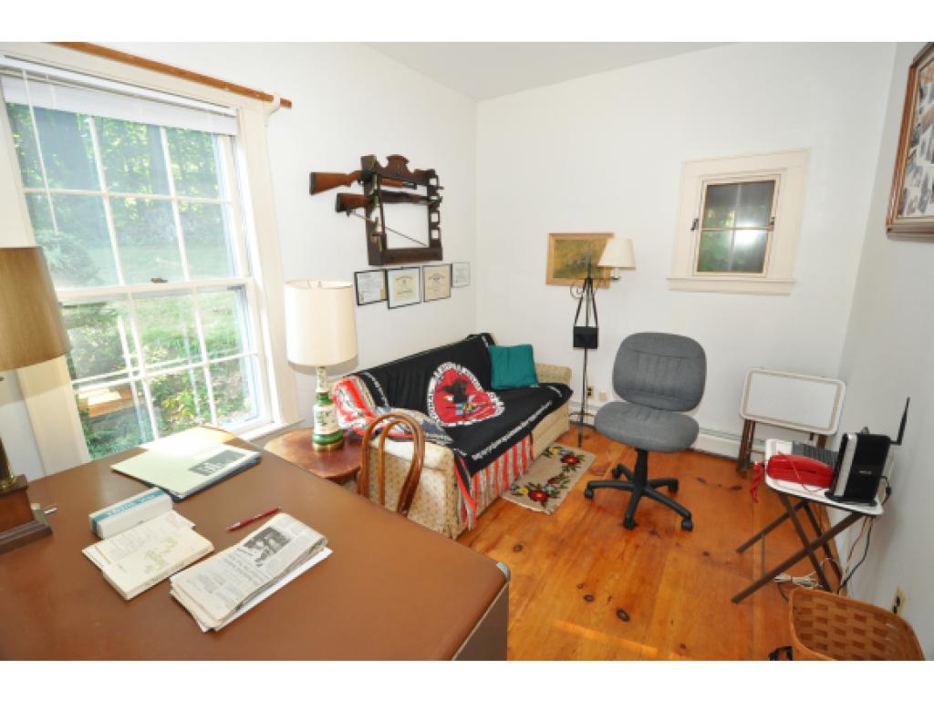 157 New Boston Road Bedford, NH 03110 - Photo 9 of 25 Gallery Image 9