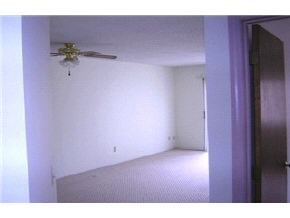 377 Huse Road, Unit 35 Manchester, NH 03103 - Photo 2 of 9