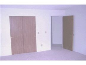 377 Huse Road, Unit 35 Manchester, NH 03103 - Photo 7 of 9