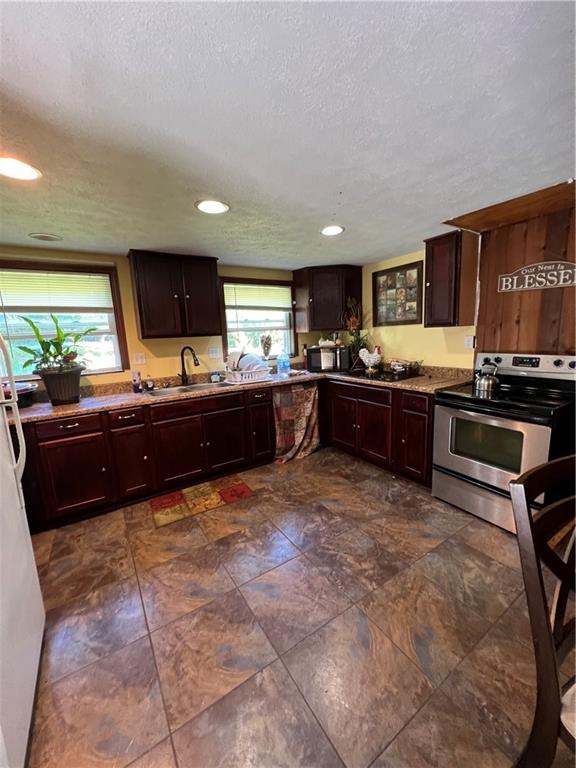 41 Hutchison Road Claysville, PA 15323 - Photo 3 of 21 Gallery Image 3