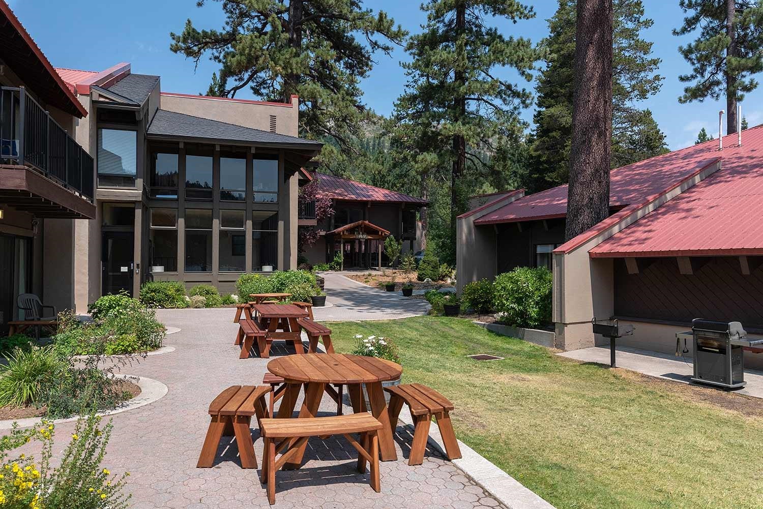 15775 Donner Pass Road, Unit 112 Truckee, CA 96161 - Photo 7 of 14 Gallery Image 7