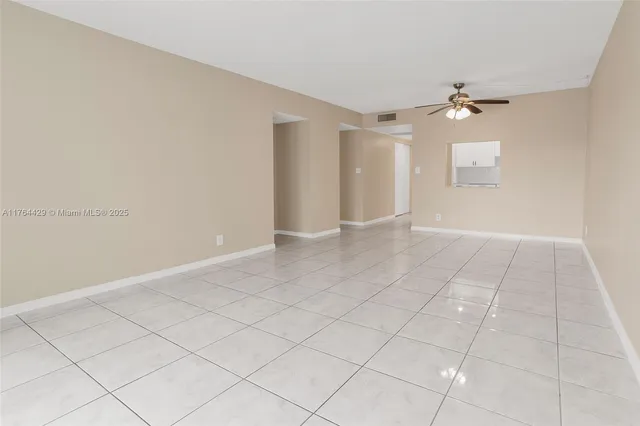 $244,000 | 9370 Southwest 8th Street, Unit 322, Boca Raton, FL 33428