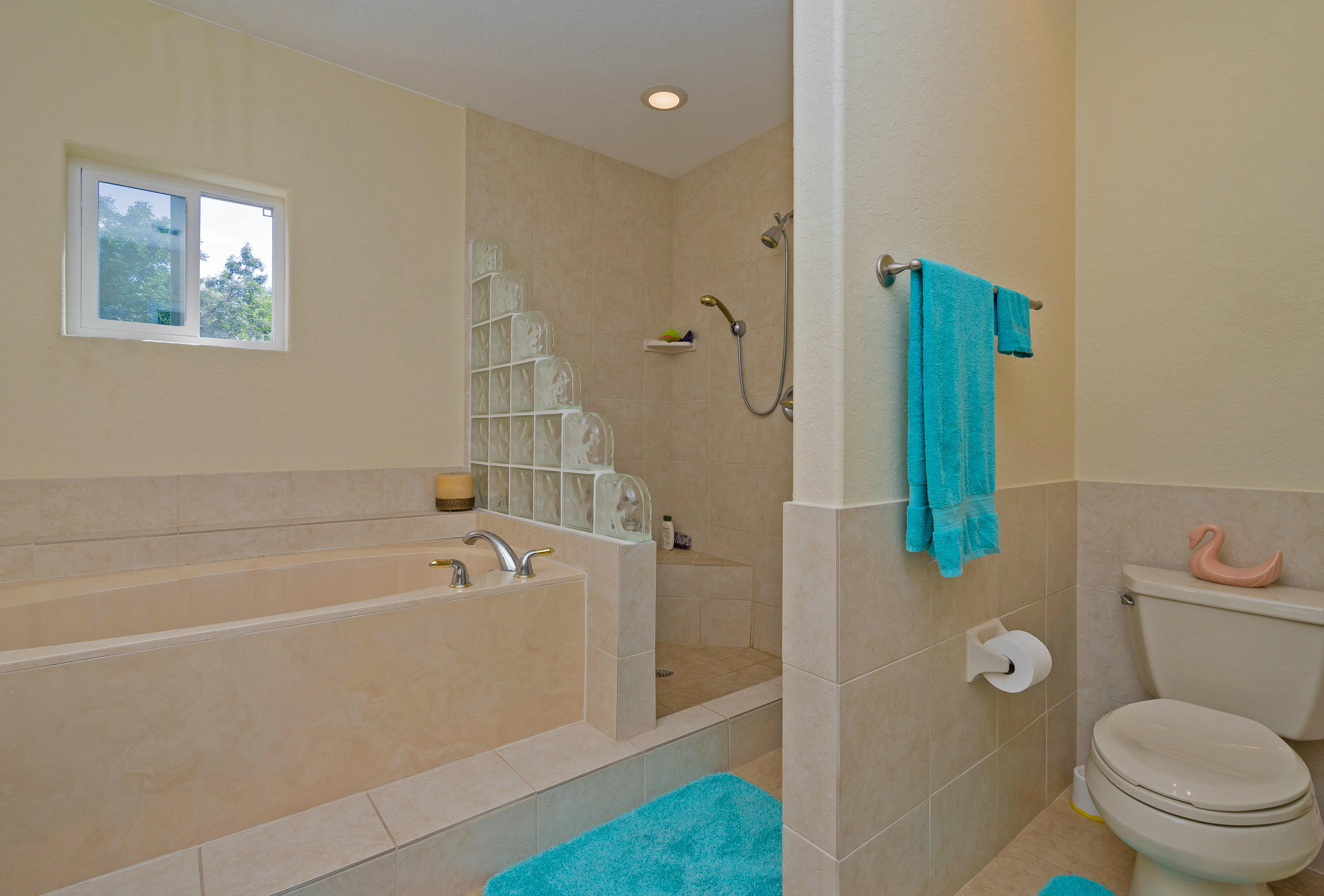 149 Sterling Road Tavernier, FL 33070 - Photo 17 of 80 1 Bath 2