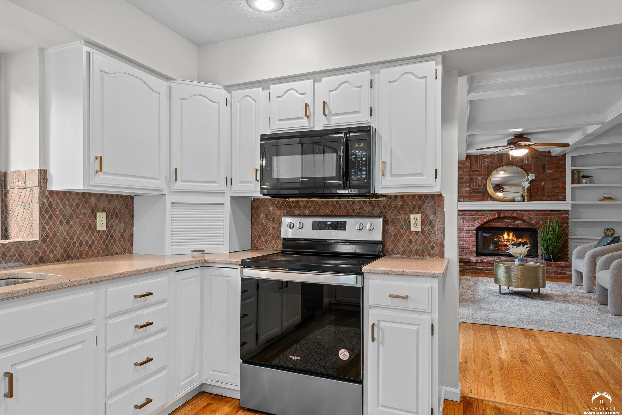 4512 Cedar Ridge Court Lawrence, KS 66049 - Photo 14 of 71 Gallery Image 14