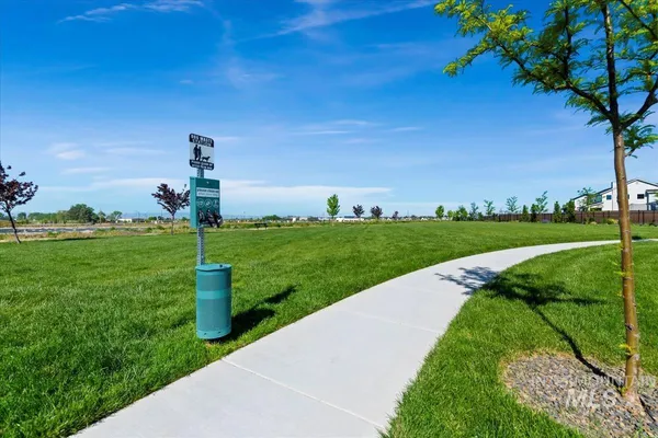 $414,900 | 2160 East Deep Purple Lane, Meridian, ID 83642