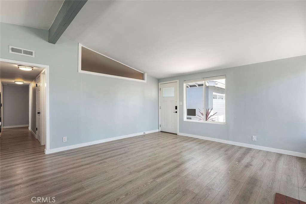 5446 Granada Street Montclair, CA 91763 - Photo 10 of 38
