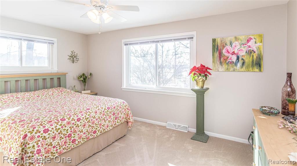 174 Henderson Road Howell, MI 48855 - Photo 23 of 30