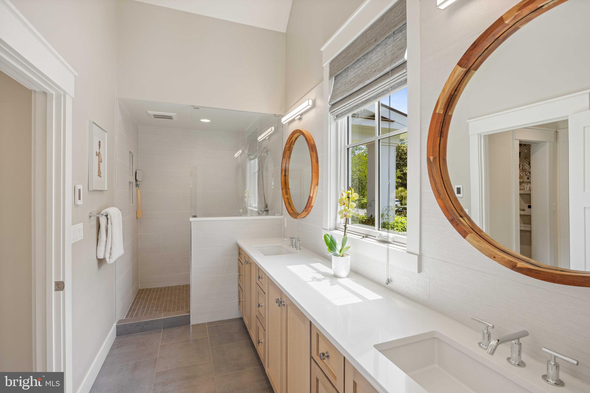 2018 Homewood Road Annapolis, MD 21409 - Photo 36 of 74 Owner's Bath