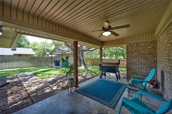 $410,000 | 1600 Pecan Street, Brenham, TX 77833