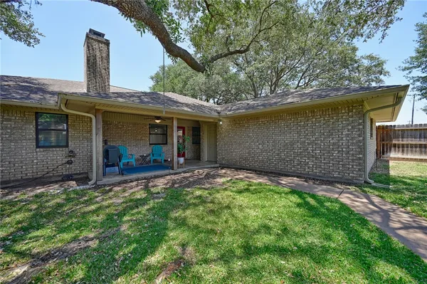 $410,000 | 1600 Pecan Street, Brenham, TX 77833