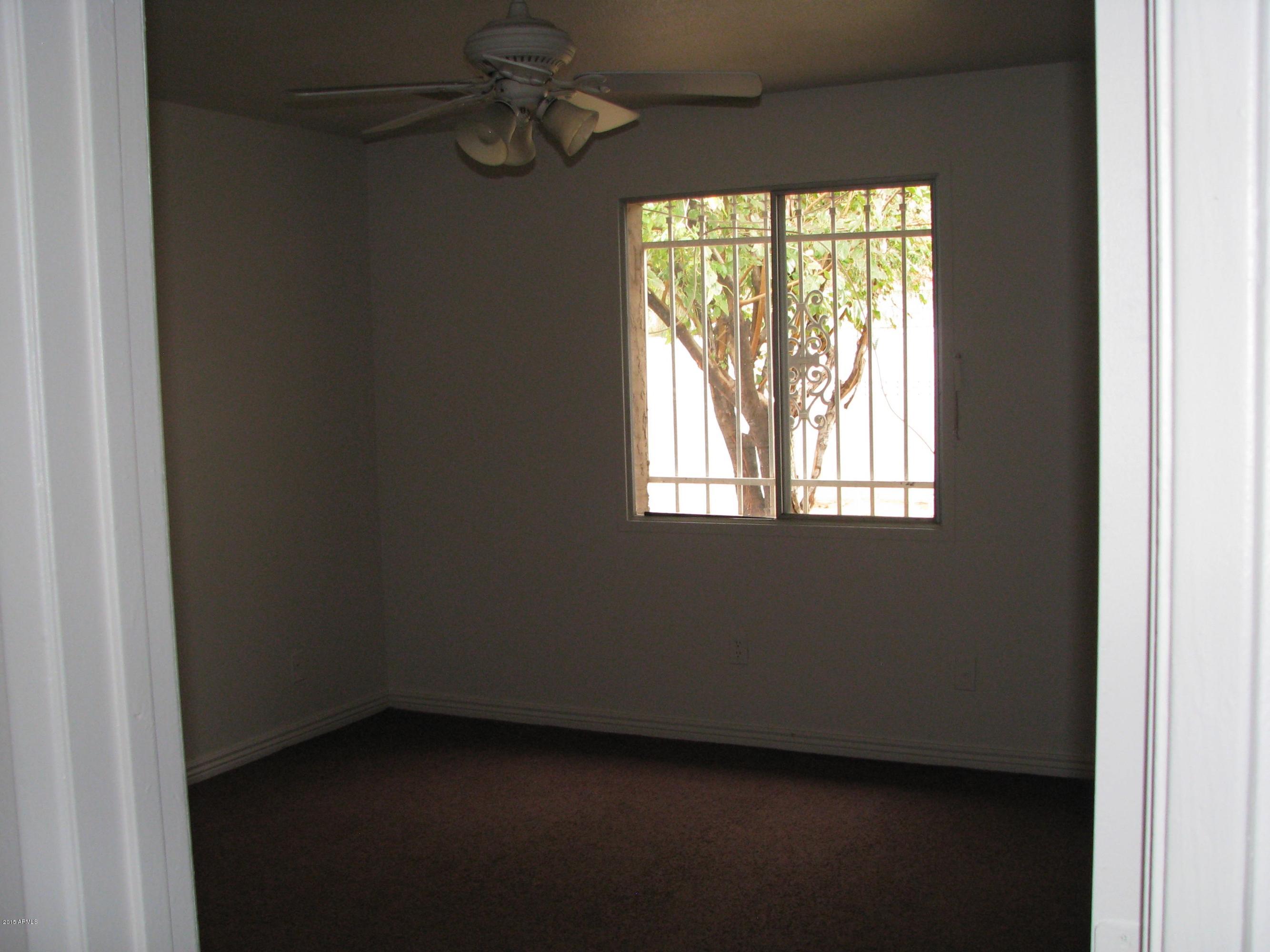 5833 West Coronado Road Phoenix, AZ 85035 - Photo 3 of 32 IMG_5312