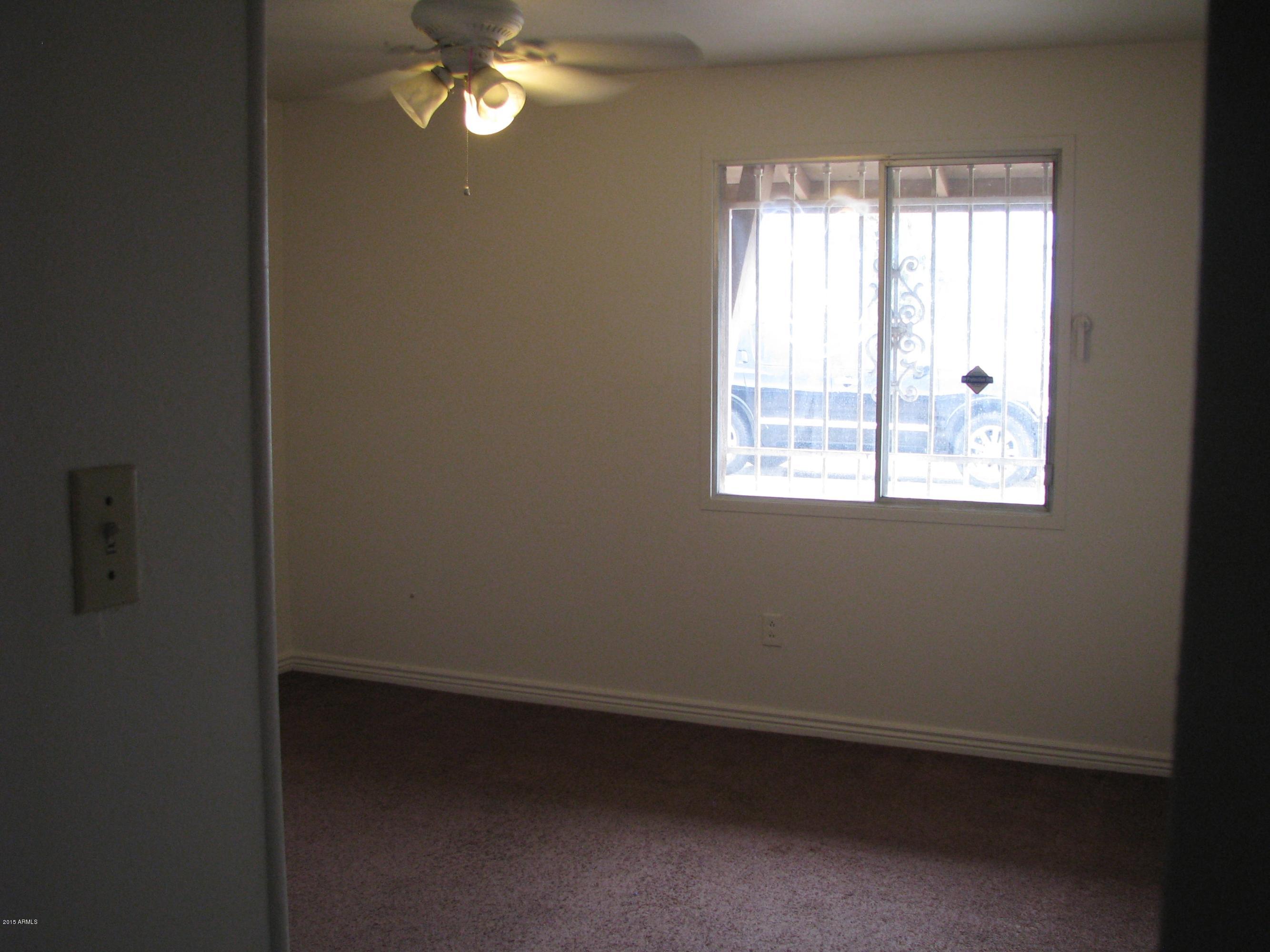 5833 West Coronado Road Phoenix, AZ 85035 - Photo 4 of 32 IMG_5313