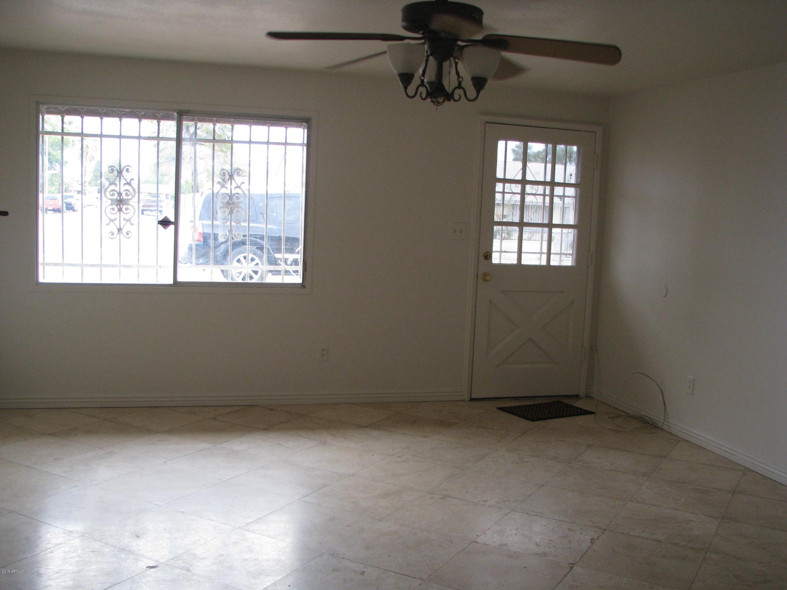 5833 West Coronado Road Phoenix, AZ 85035 - Photo 8 of 32 IMG_5317