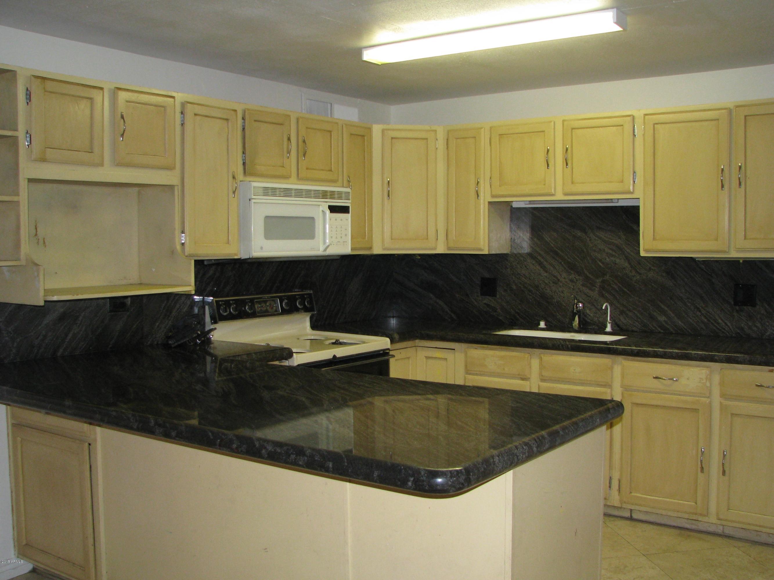 5833 West Coronado Road Phoenix, AZ 85035 - Photo 10 of 32 IMG_5319