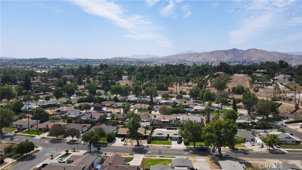 10068 Fox Street Riverside, CA 92503 - Photo 42 of 42 Gallery Image 42