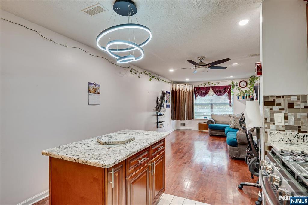 202 Prestwick Way, Unit 202 Edison, NJ 08820 - Photo 15 of 34
