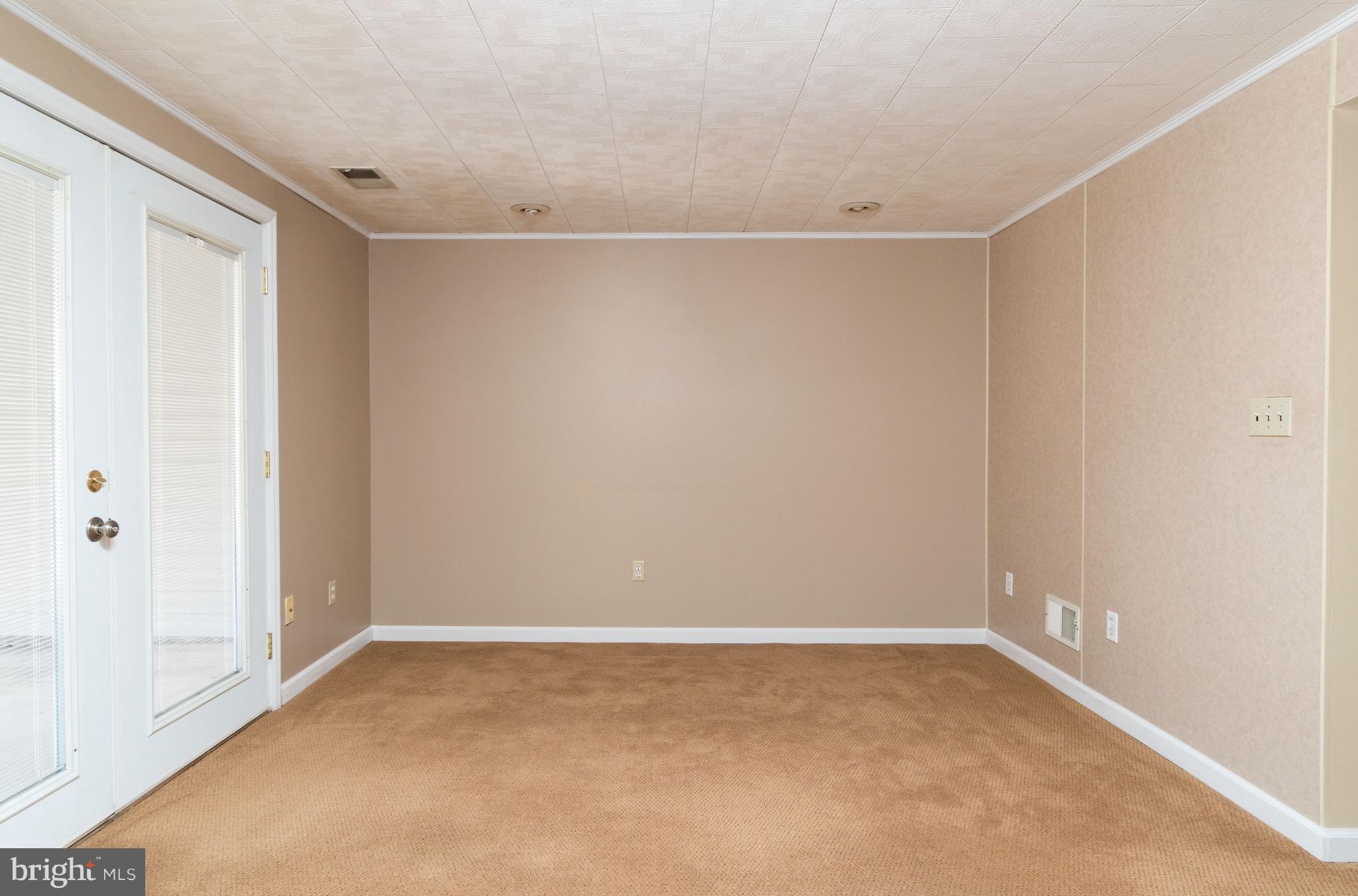 2001 Shore Road Baltimore, MD 21222 - Photo 22 of 27 a view of an empty room