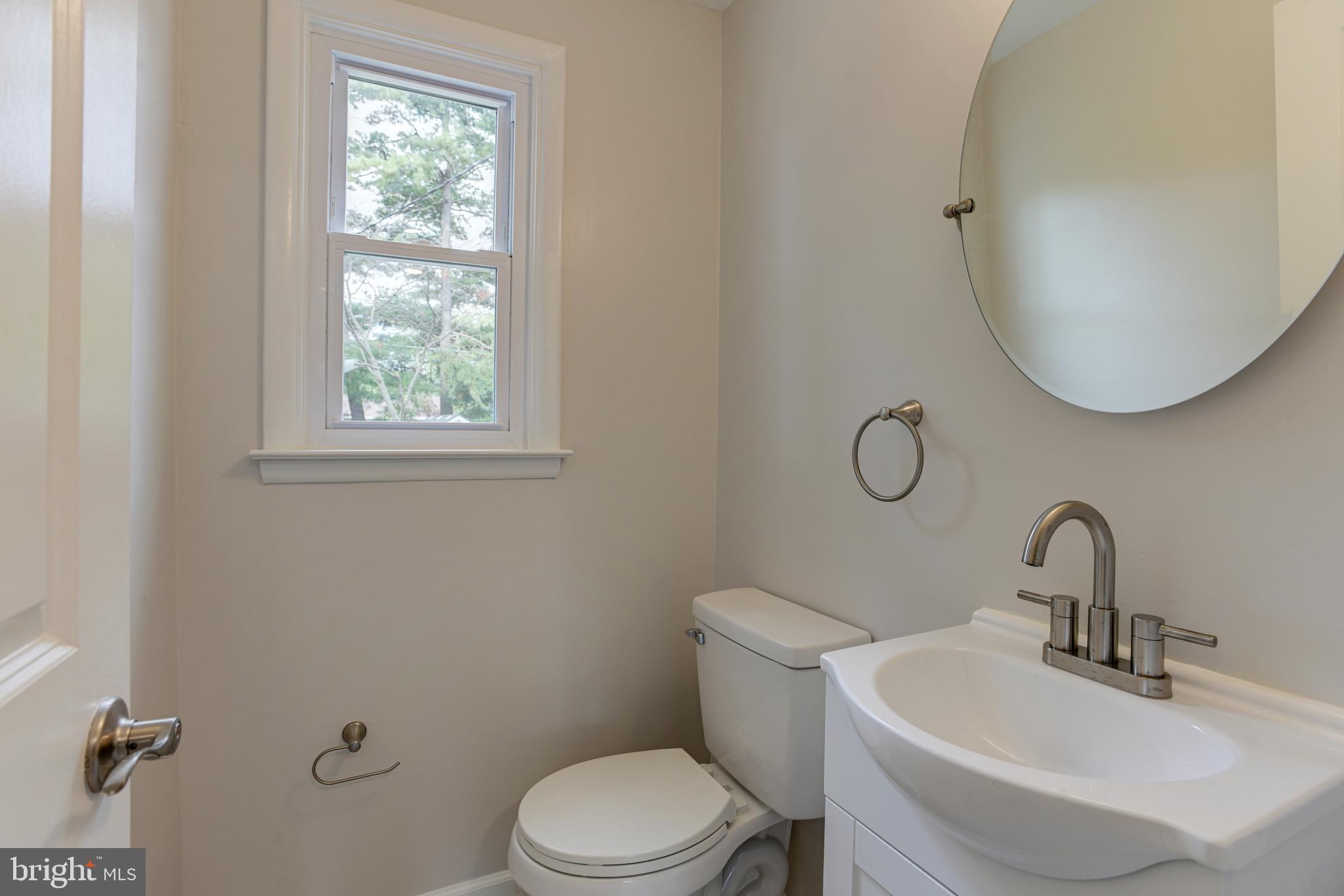 208 Eastspring Road Lutherville-Timonium, MD 21093 - Photo 15 of 47 Gallery Image 15