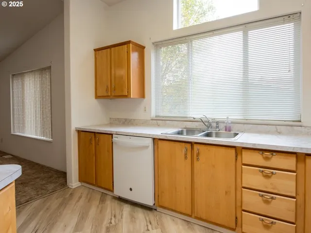 $389,000 | 1310 David Avenue, Eugene, OR 97404