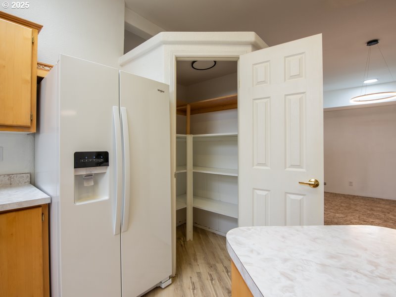 1310 David Avenue Eugene, OR 97404 - Photo 22 of 48