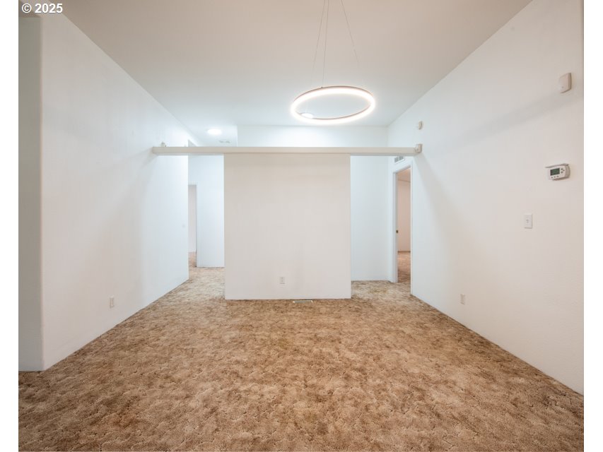 1310 David Avenue Eugene, OR 97404 - Photo 25 of 48