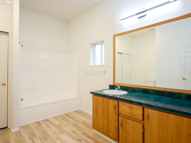 1310 David Avenue Eugene, OR 97404 - Photo 28 of 48